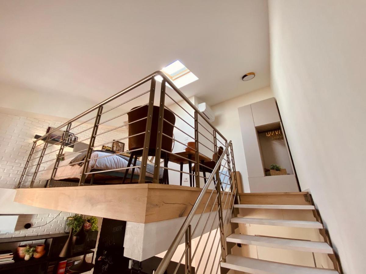 Volto Corte Farina Apartments - Luxury Lofts เวโรนา ภายนอก รูปภาพ