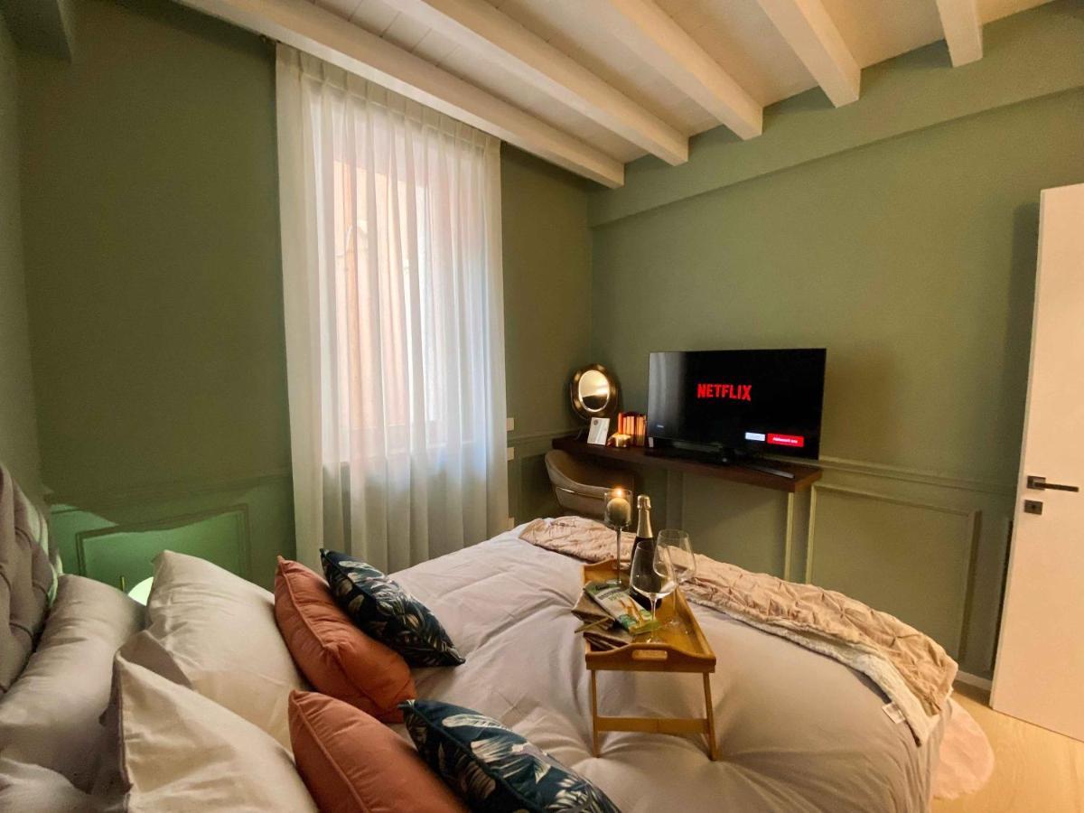 Volto Corte Farina Apartments - Luxury Lofts เวโรนา ภายนอก รูปภาพ