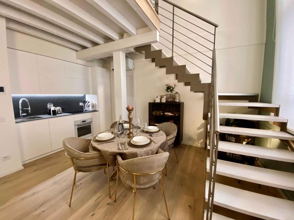 Volto Corte Farina Apartments - Luxury Lofts เวโรนา ภายนอก รูปภาพ